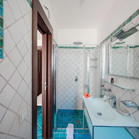 Paradiso By Elite Hotel