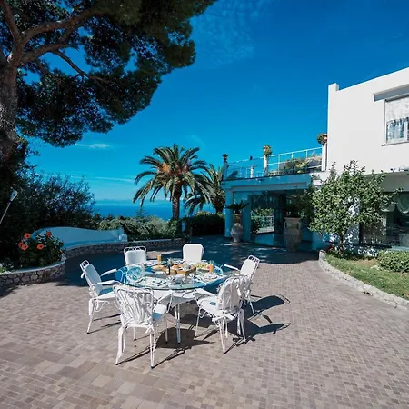 Paradiso By Elite Hotel